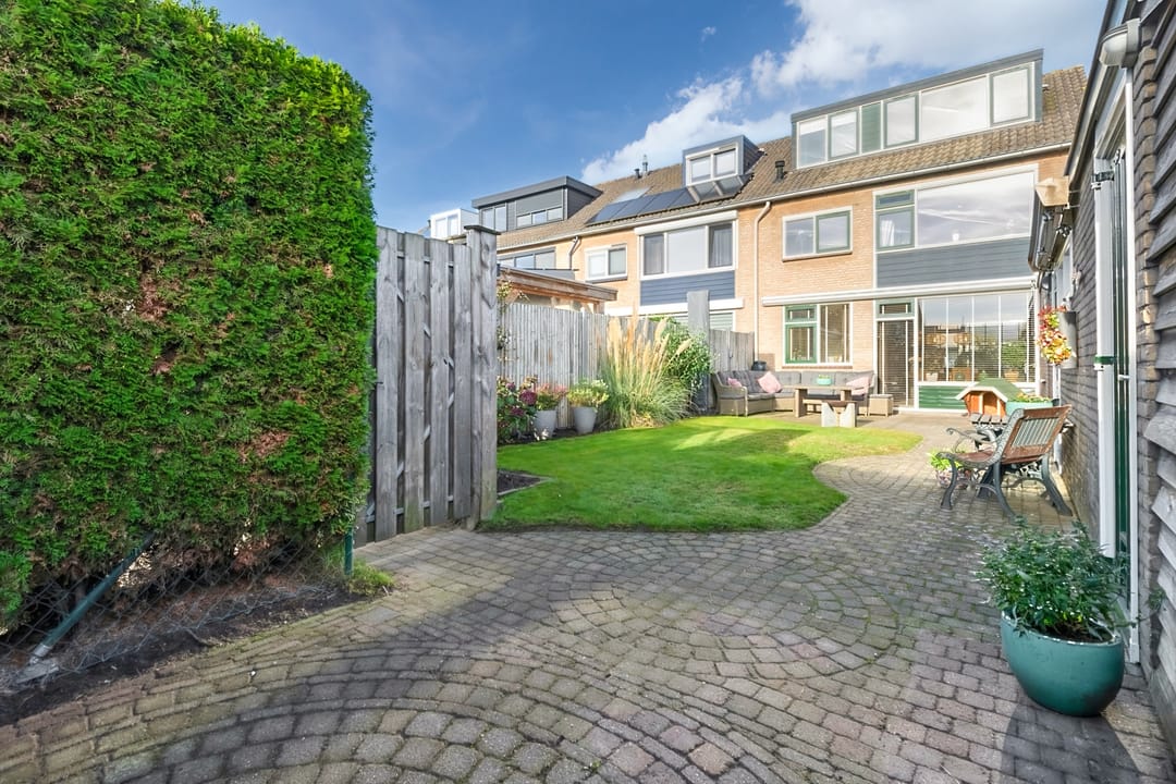 Photo 47 of Carmenstraat 8