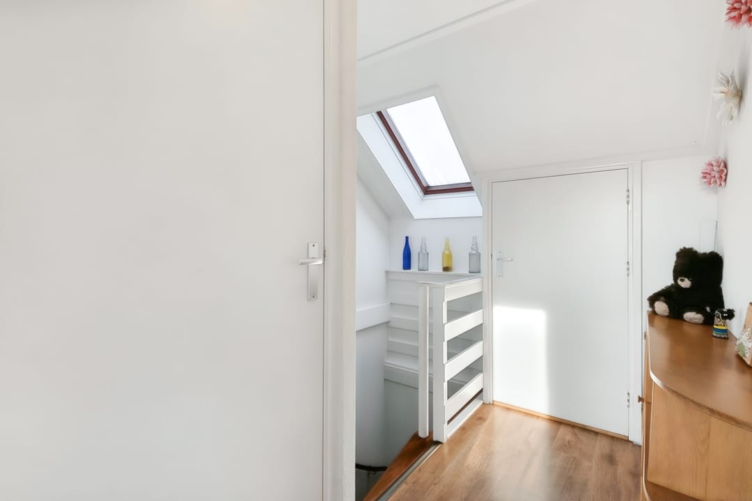 Photo 41 of Carmenstraat 8