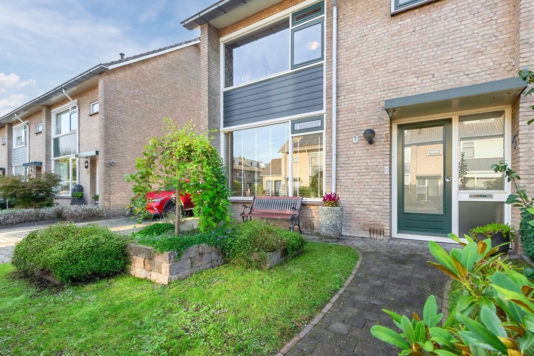 Photo 56 of Carmenstraat 8