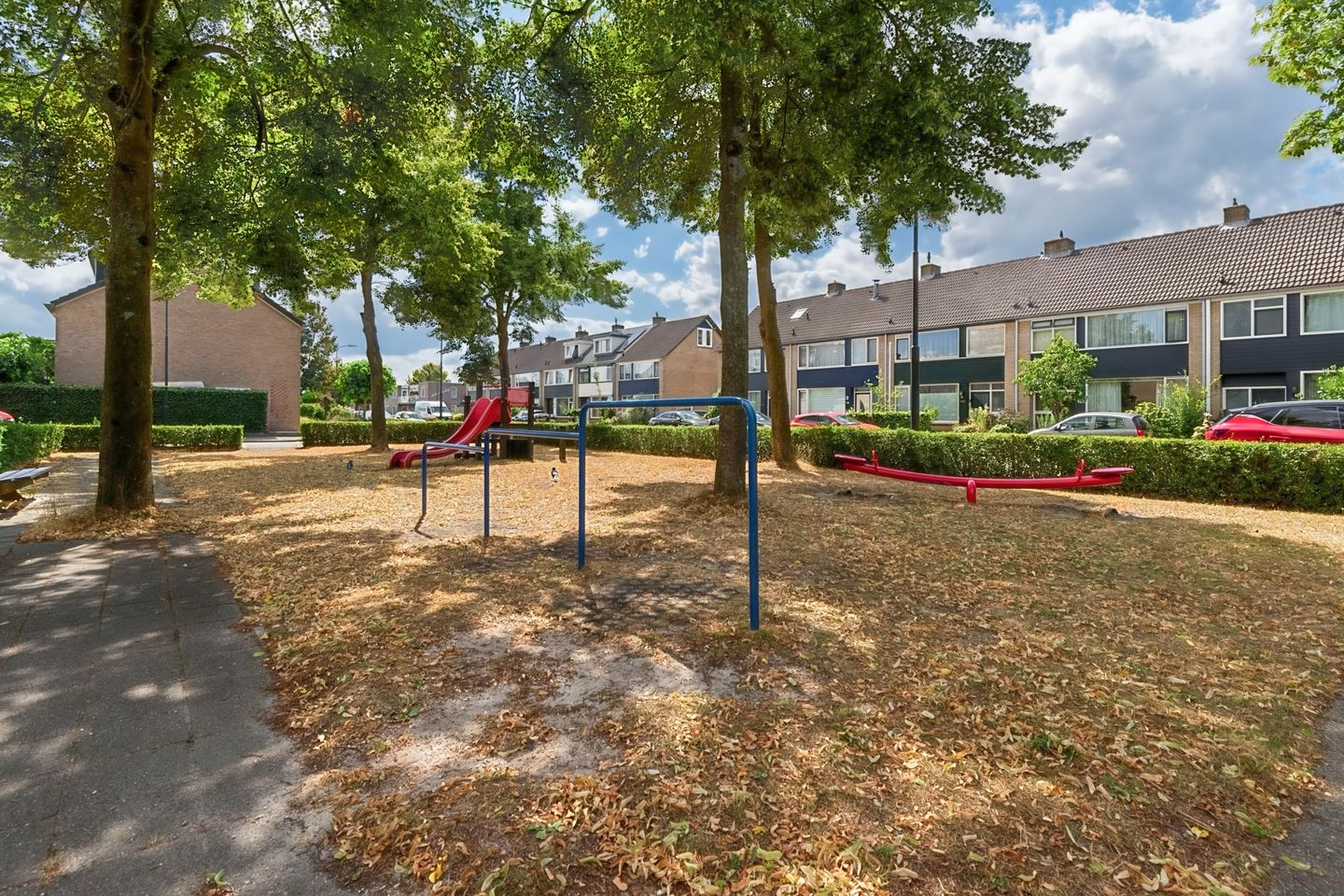 Photo 59 of Carmenstraat 8