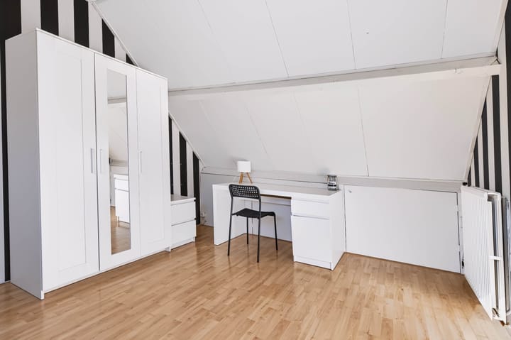 Hoekwoning te koop: Krijgsmansveld 105, Apeldoorn