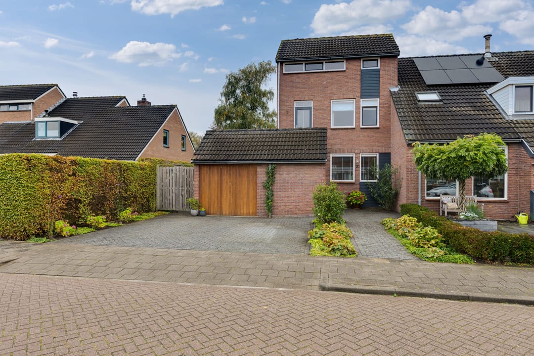 Foto 1 van IJsbaanweg 20