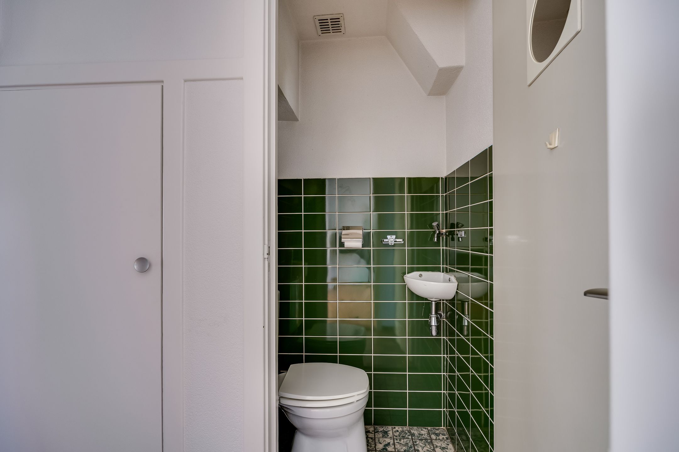 Photo 12 of Von Weberstraat 8