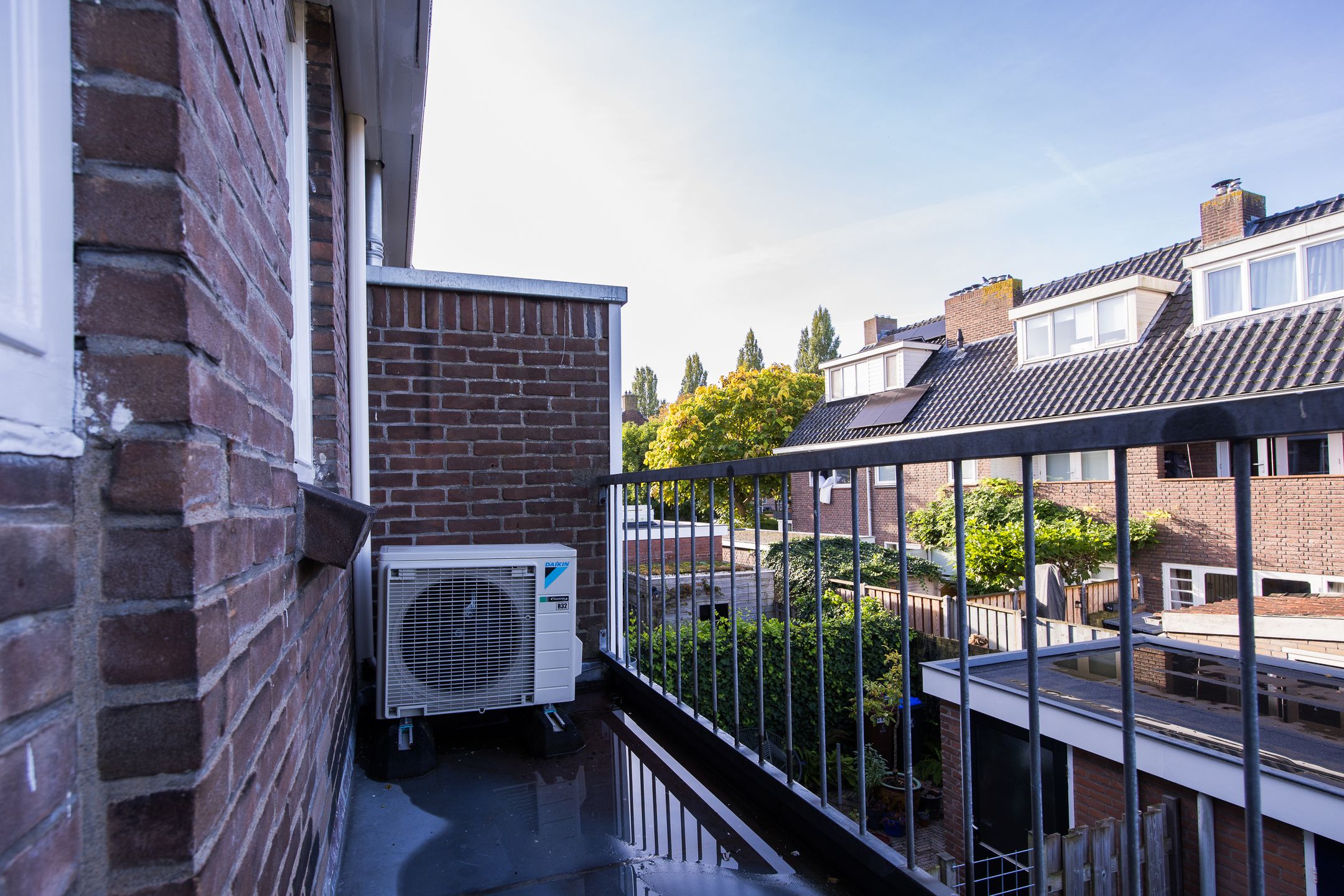 Photo 18 of Von Weberstraat 8