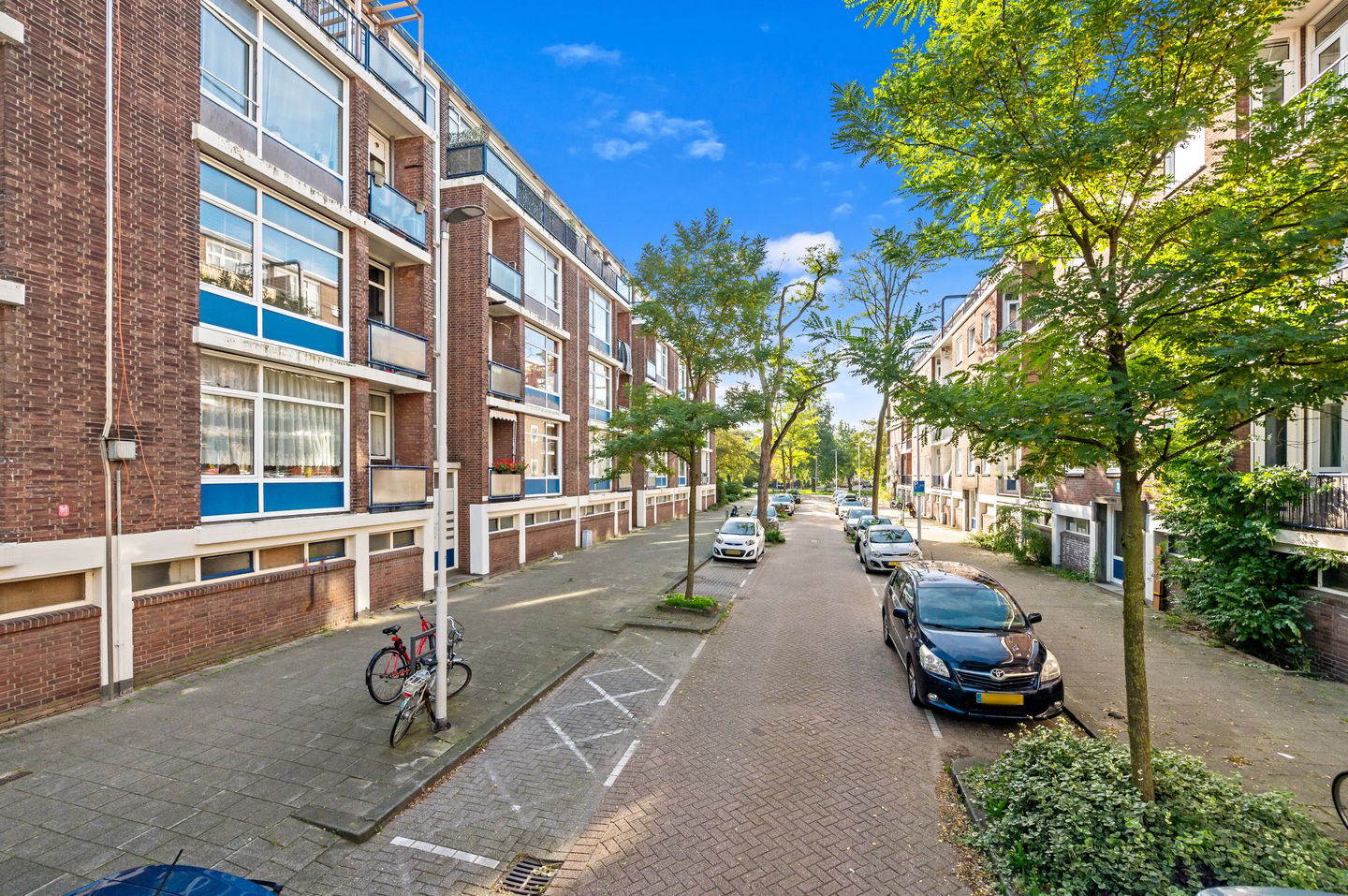 Foto 40 van Fluitstraat 16-B