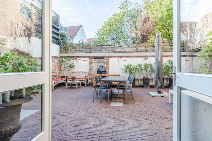 Foto 4 van Klooster Leuterstraat 28
