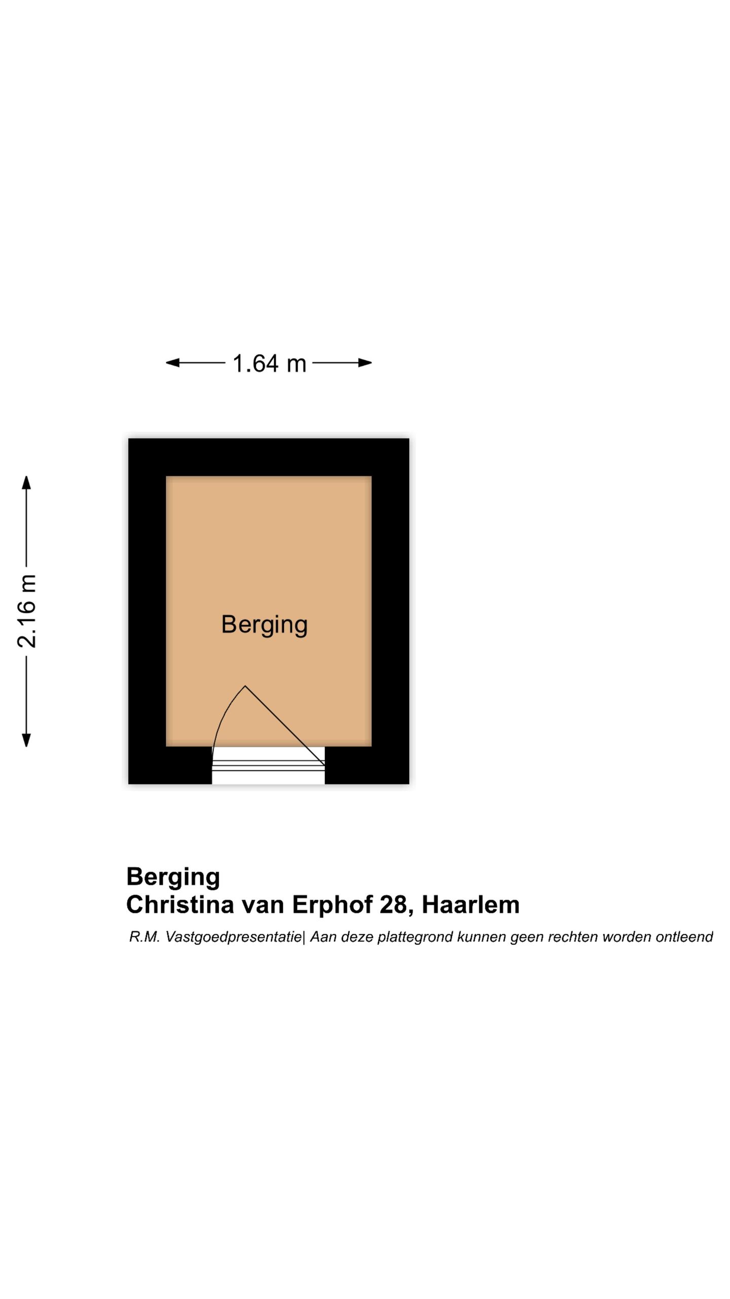 Photo 34 of Christina van Erphof 28