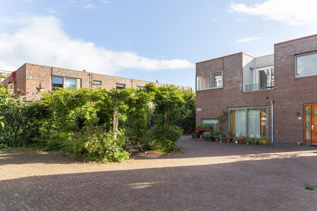 Photo 32 of Brugsteeg 15