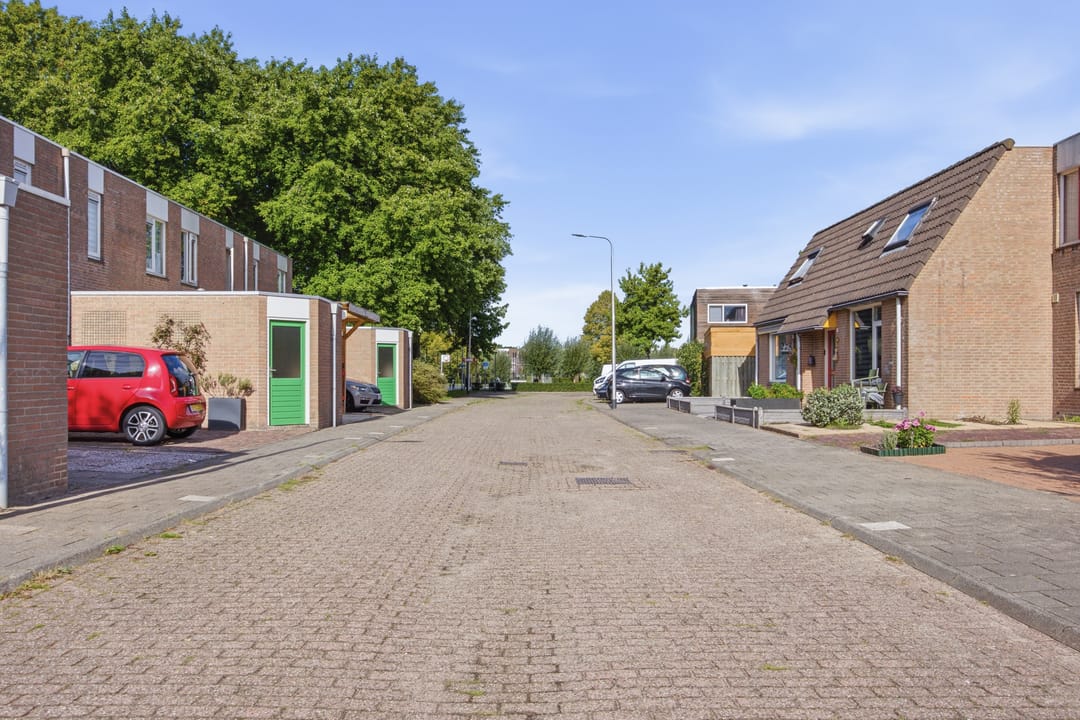 Photo 37 of Bunnikstraat 5