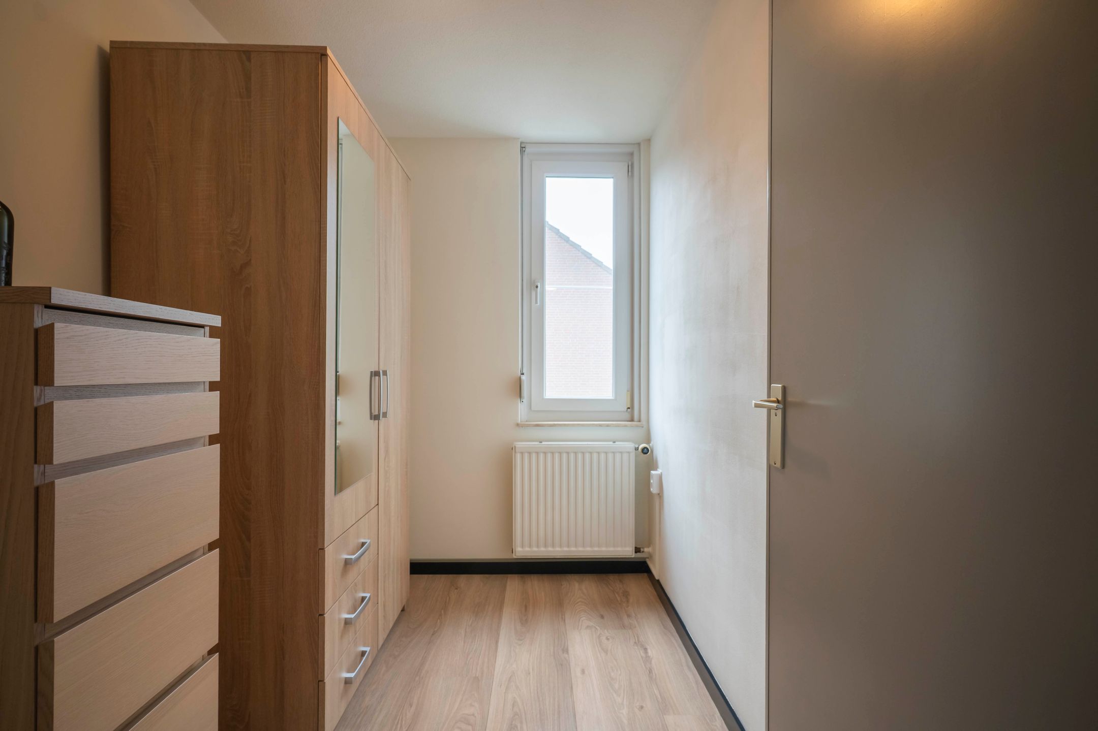 Photo 12 of Burgemeester Van Laarstraat 36