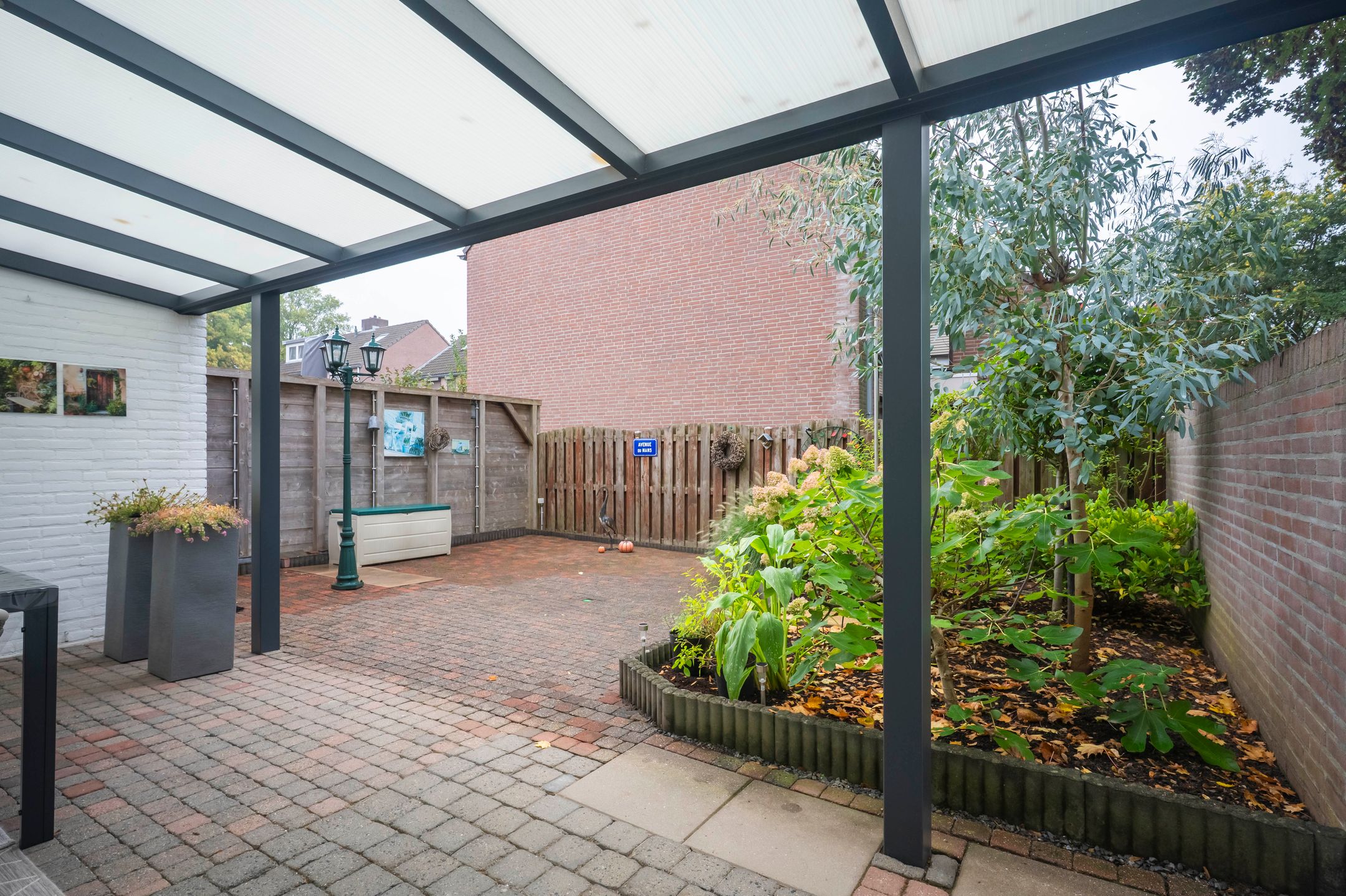Photo 21 of Burgemeester Van Laarstraat 36