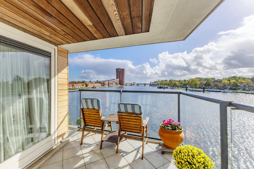 Photo 11 of Sarema 23