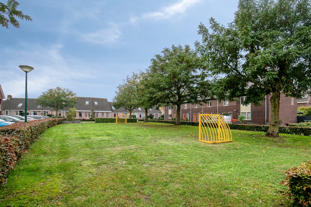 Photo 41 of Aan de Heerstraat 6