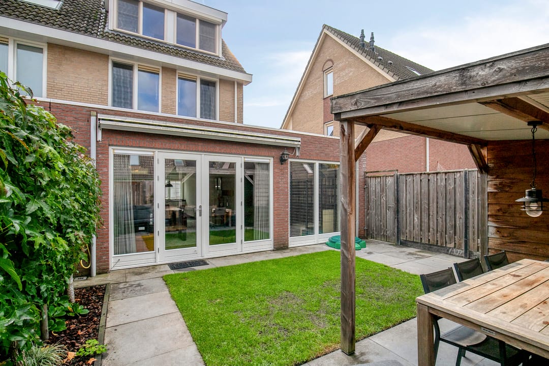 Photo 37 of Aan de Heerstraat 6
