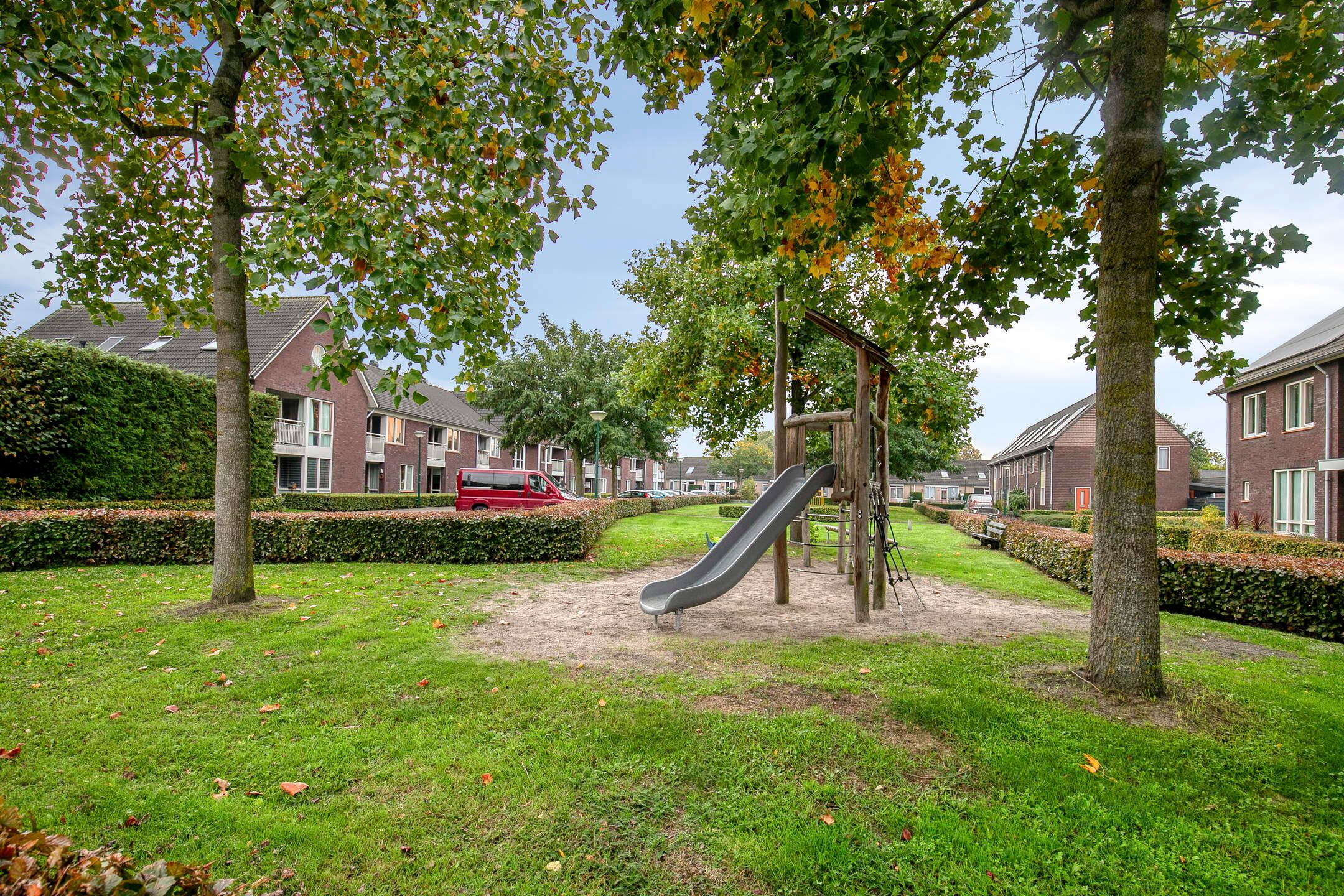 Photo 39 of Aan de Heerstraat 6