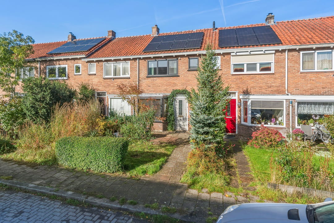 Photo 32 of Haagdoornstraat 56