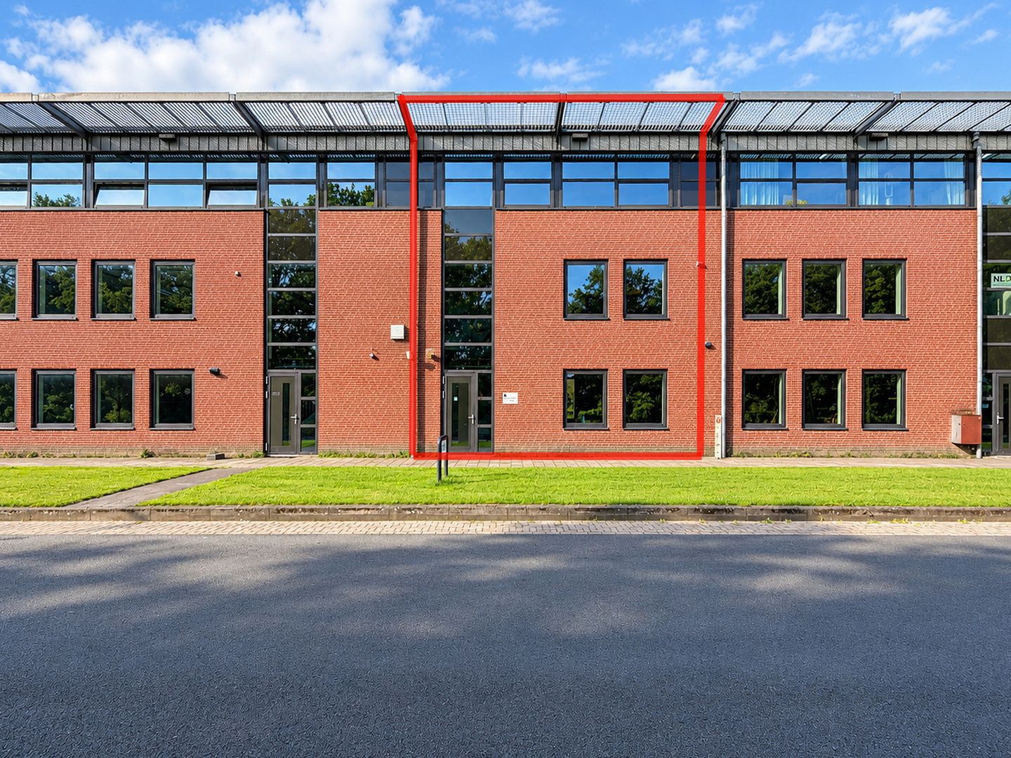 Bekijk foto 2 van P.C. Staalweg 40-B