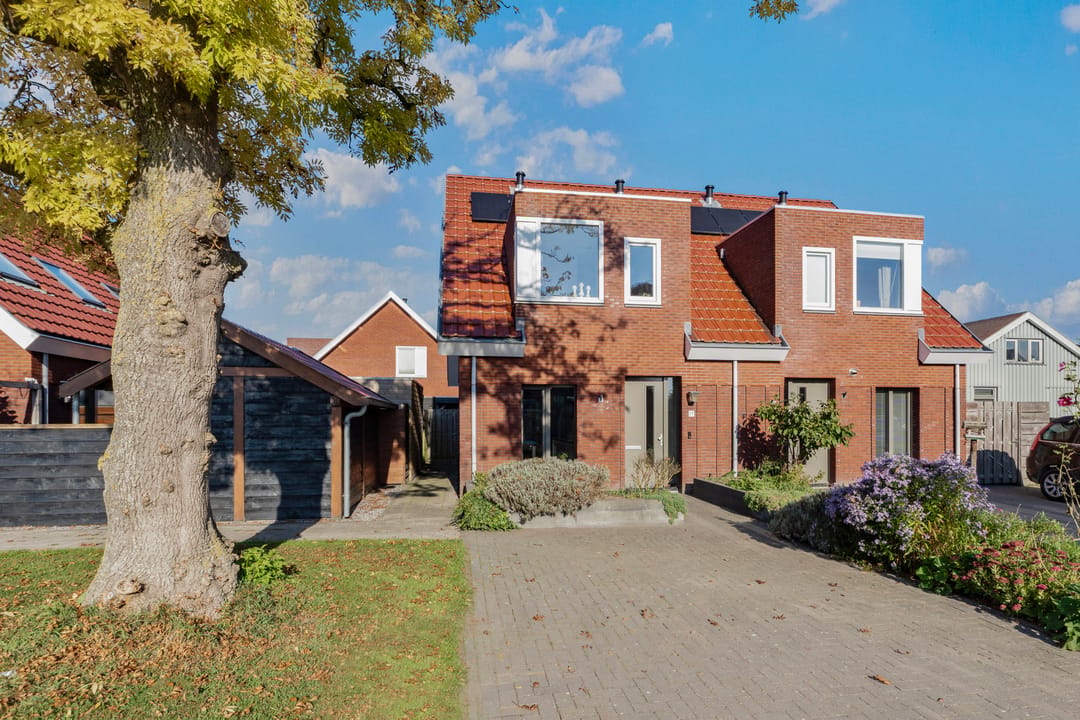 Photo 2 of Dorpsstraat 17