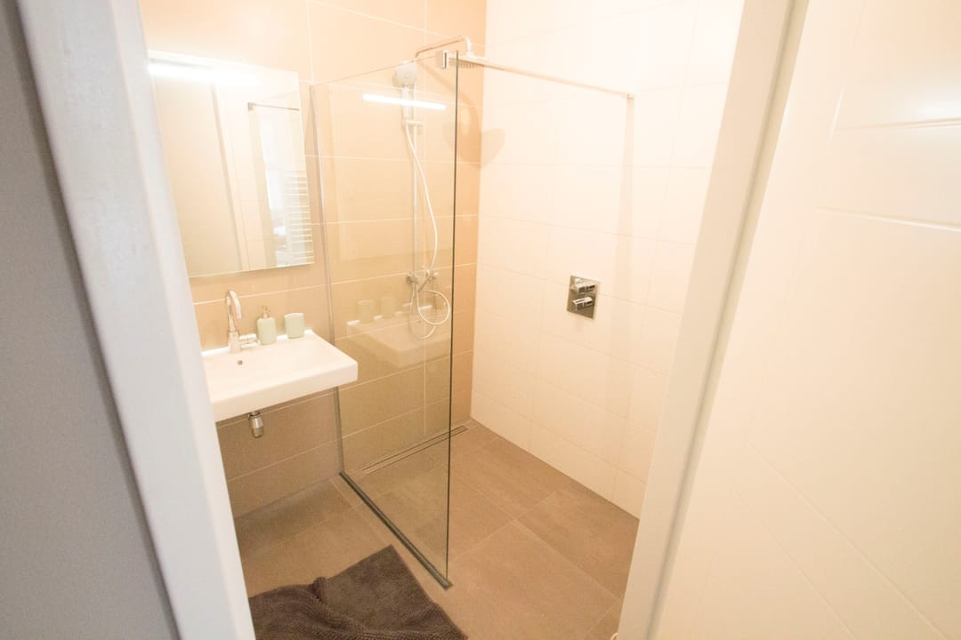 Photo 7 of De Klok 405