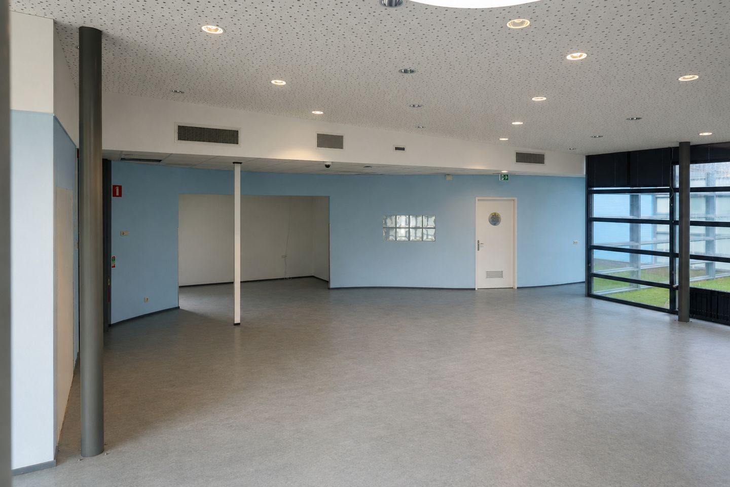 Bekijk foto 5 van Soerabajastraat 1