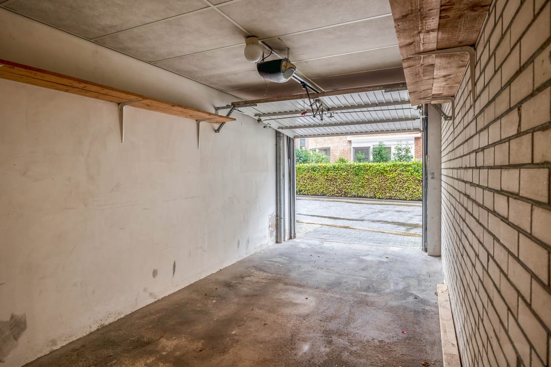 Photo 32 of Weteringdwarsstraat 15