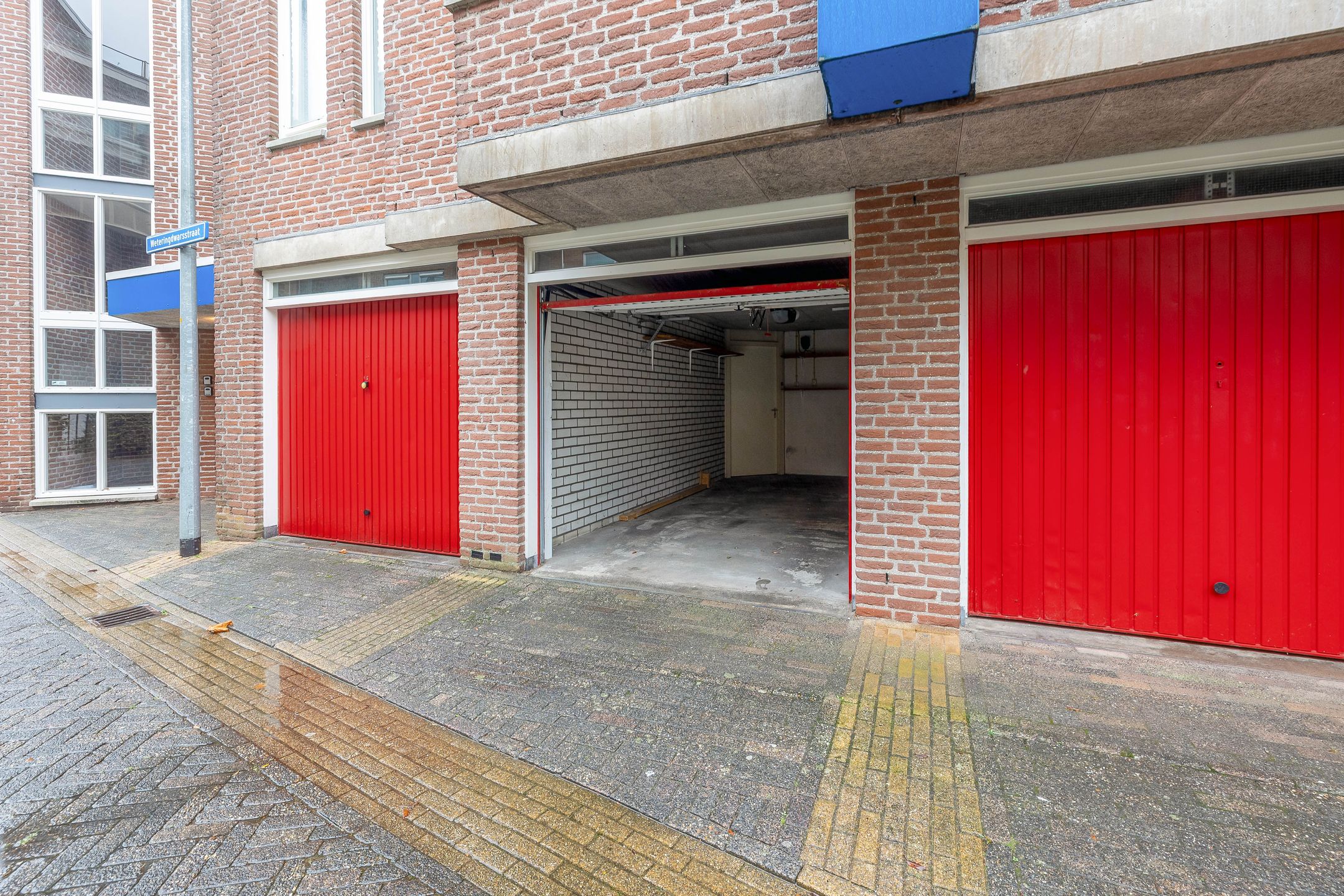 Photo 33 of Weteringdwarsstraat 15