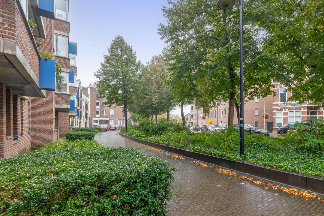 Photo 43 of Weteringdwarsstraat 15
