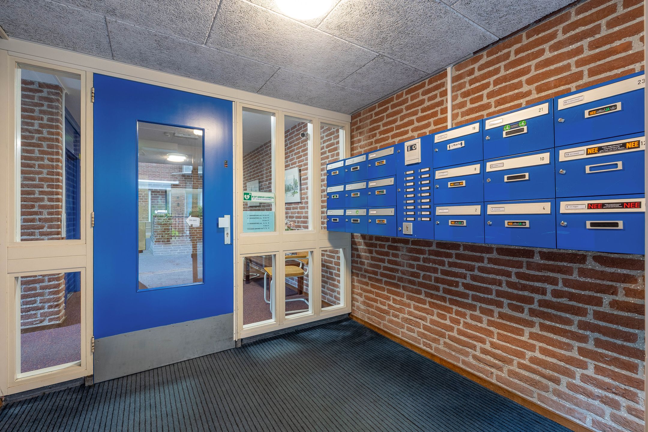 Photo 6 of Weteringdwarsstraat 15