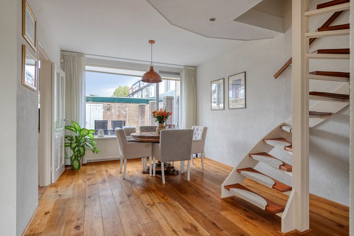 Tussenwoning te koop: van Goghlaan 7, Scherpenzeel (Ge)