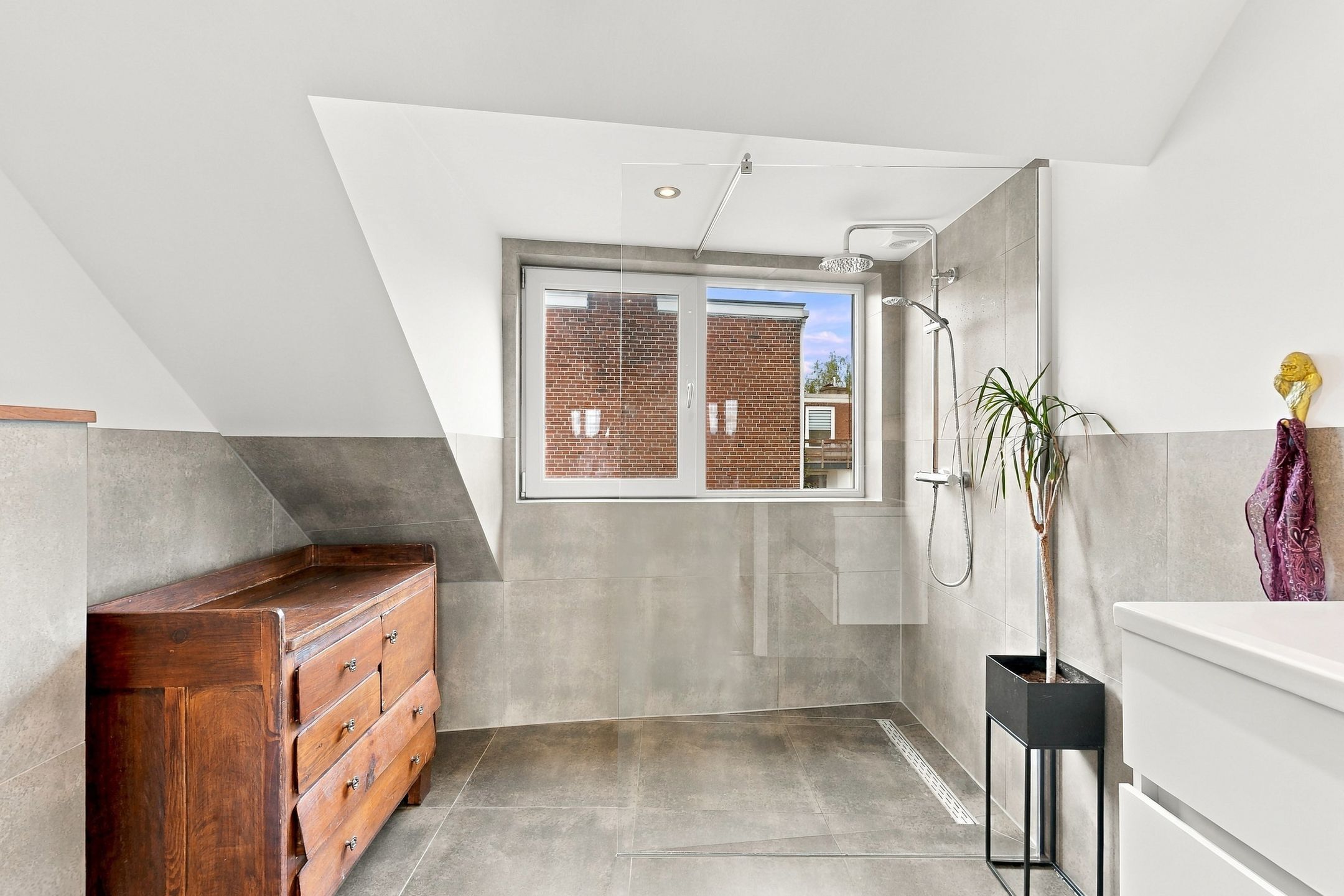 Photo 33 of Esschilderstraat 22