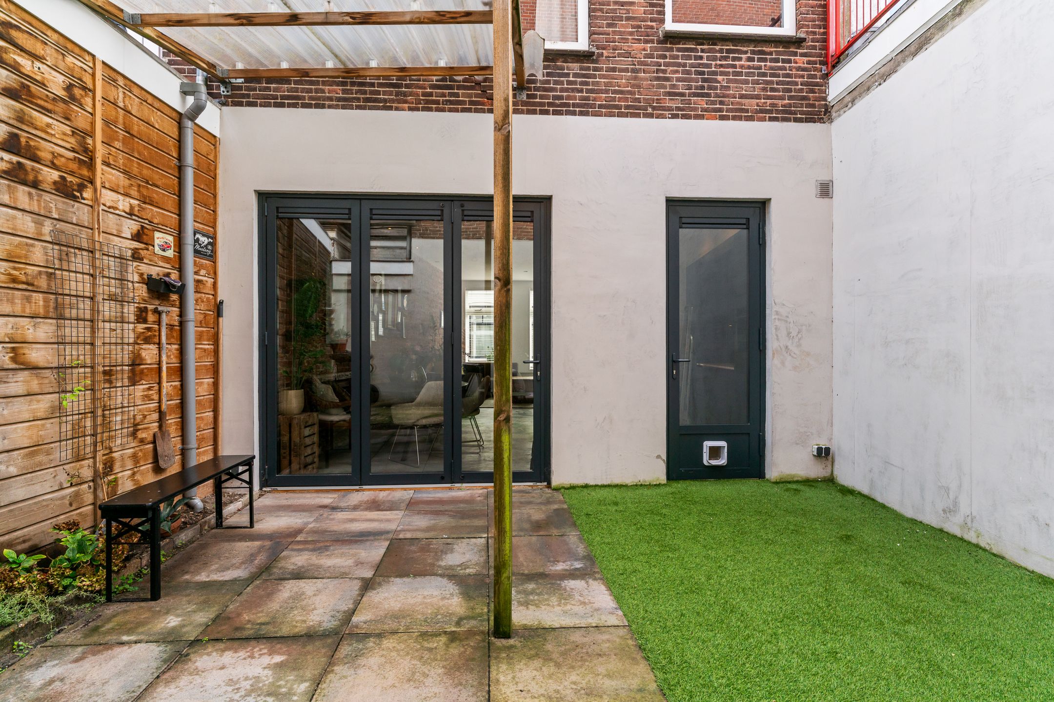 Photo 39 of Esschilderstraat 22