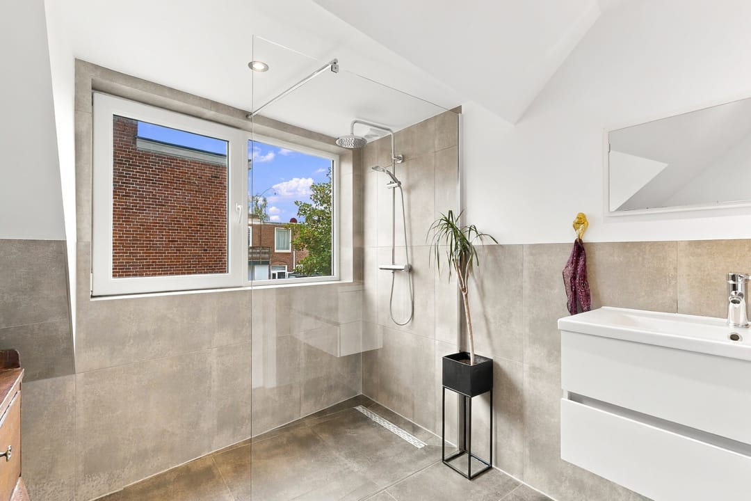 Photo 31 of Esschilderstraat 22