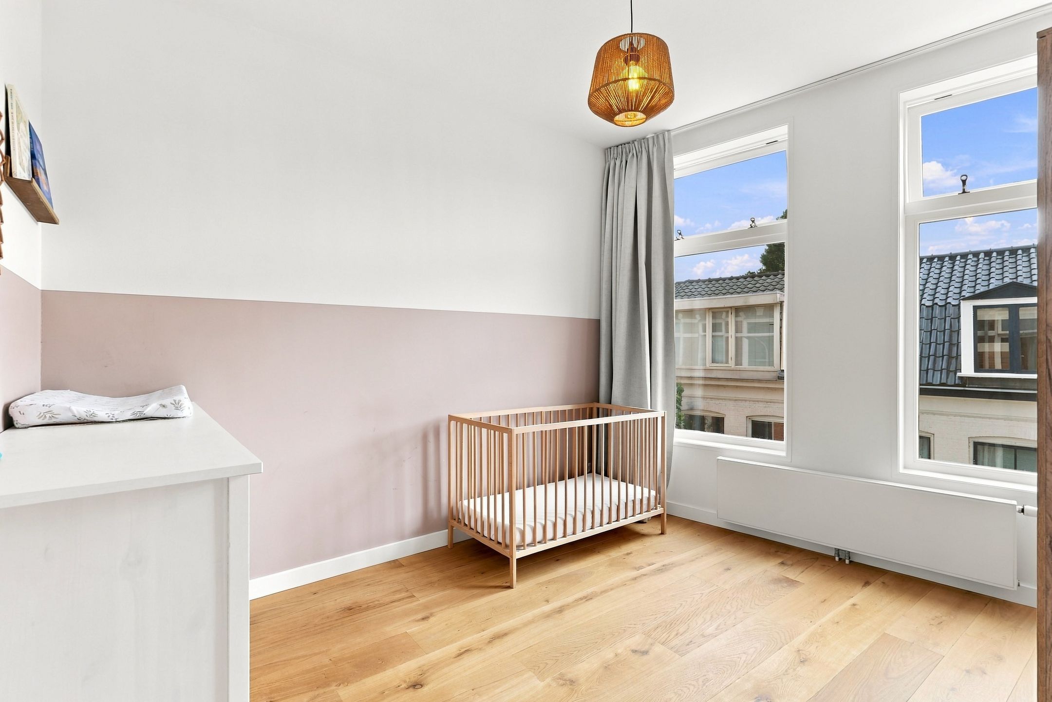 Photo 21 of Esschilderstraat 22