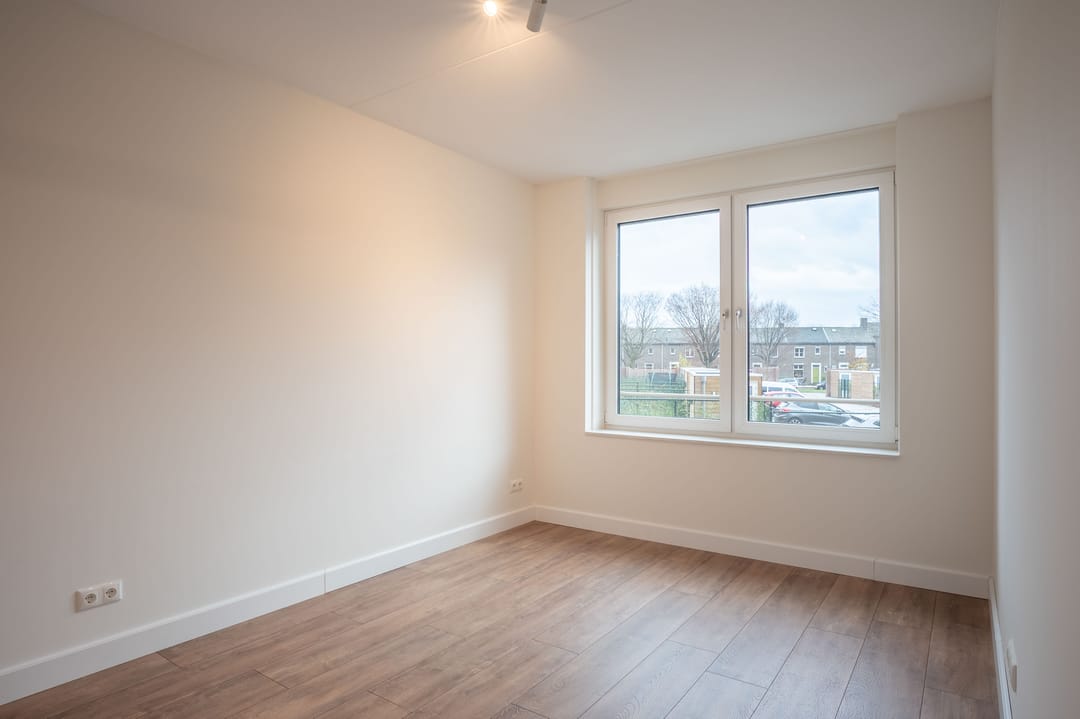 Photo 11 of Kolonel Millerstraat 60