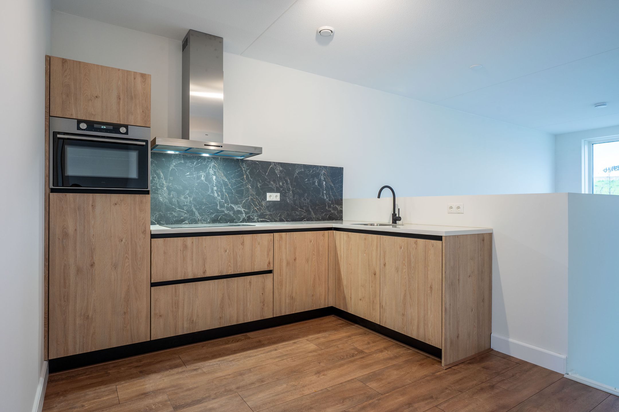 Photo 6 of Kolonel Millerstraat 60