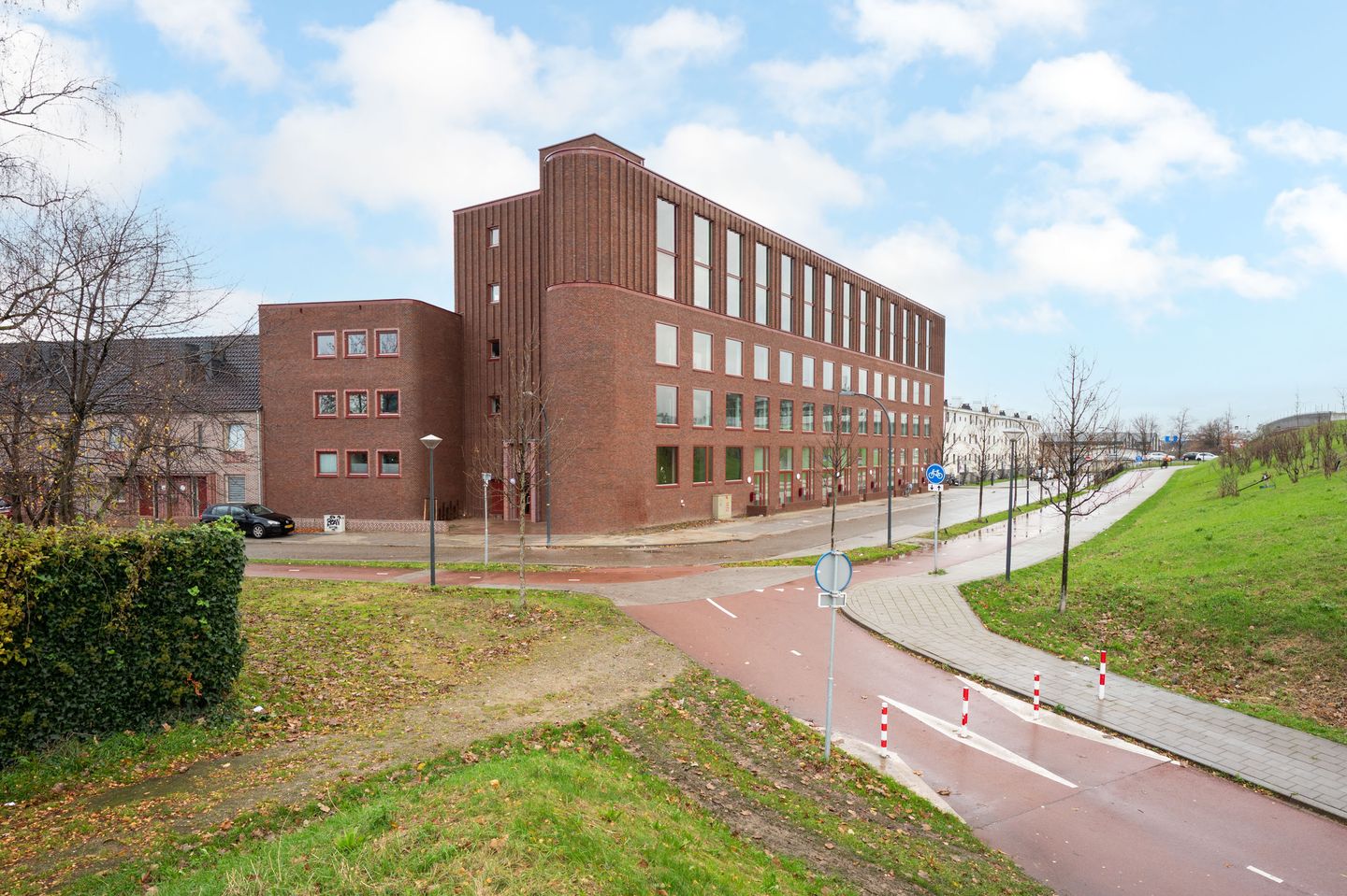 Photo 20 of Kolonel Millerstraat 60