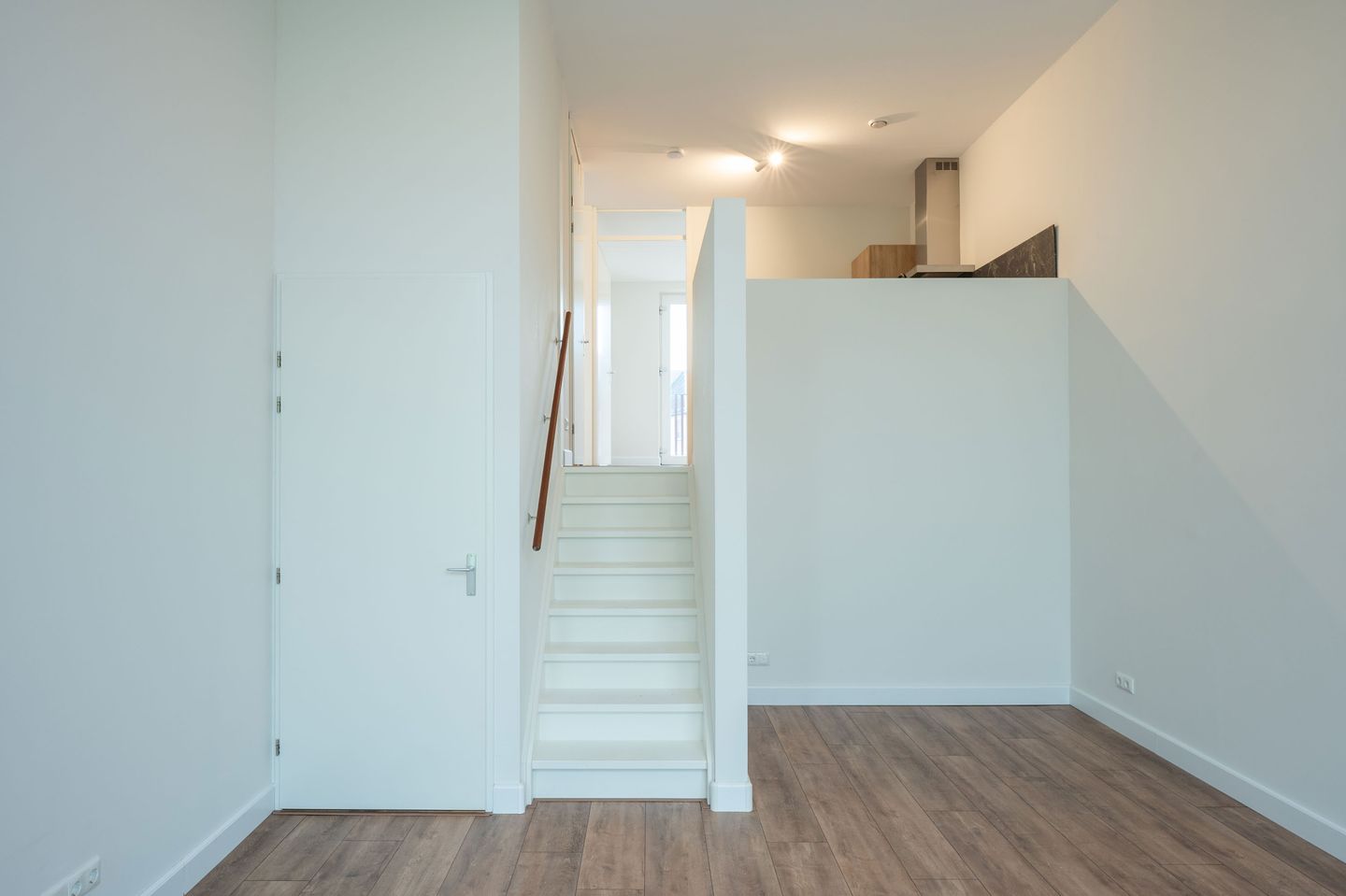 Photo 4 of Kolonel Millerstraat 60