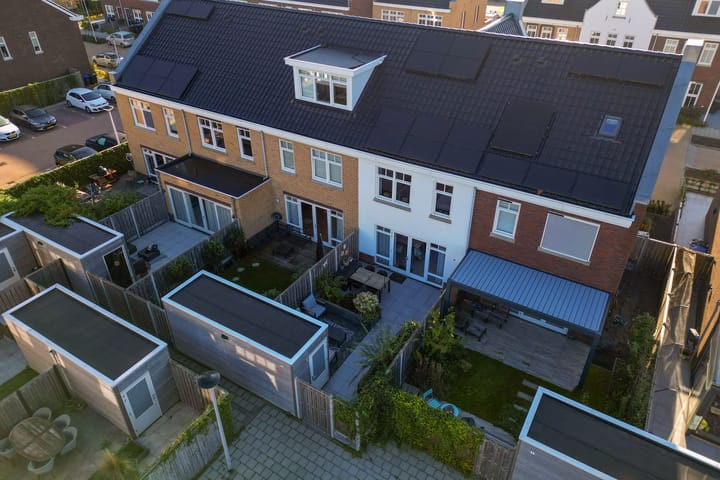 Tussenwoning te koop: Bolderik 18, Oudenhoorn