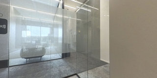 View 360° photos