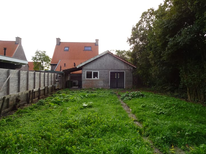 Photo 5 of Plantsoenstraat 1