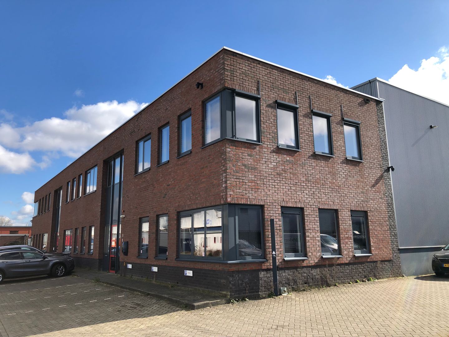 Bekijk foto 4 van Middenweg 14