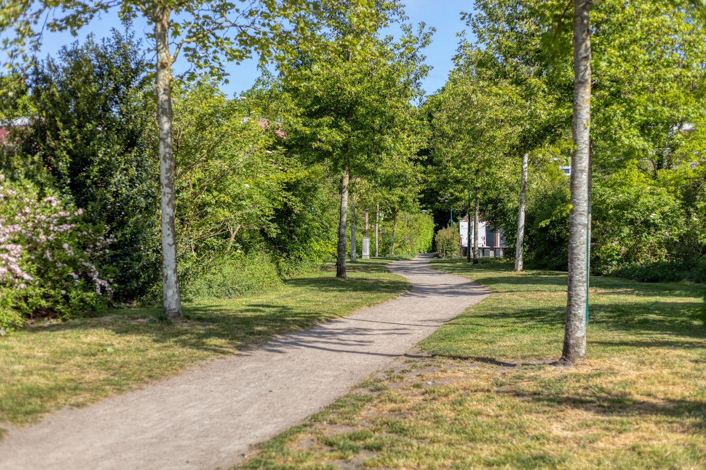 Photo 35 of Bloemheuvel 13