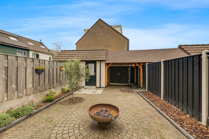Photo 4 of Postiljonstraat 35