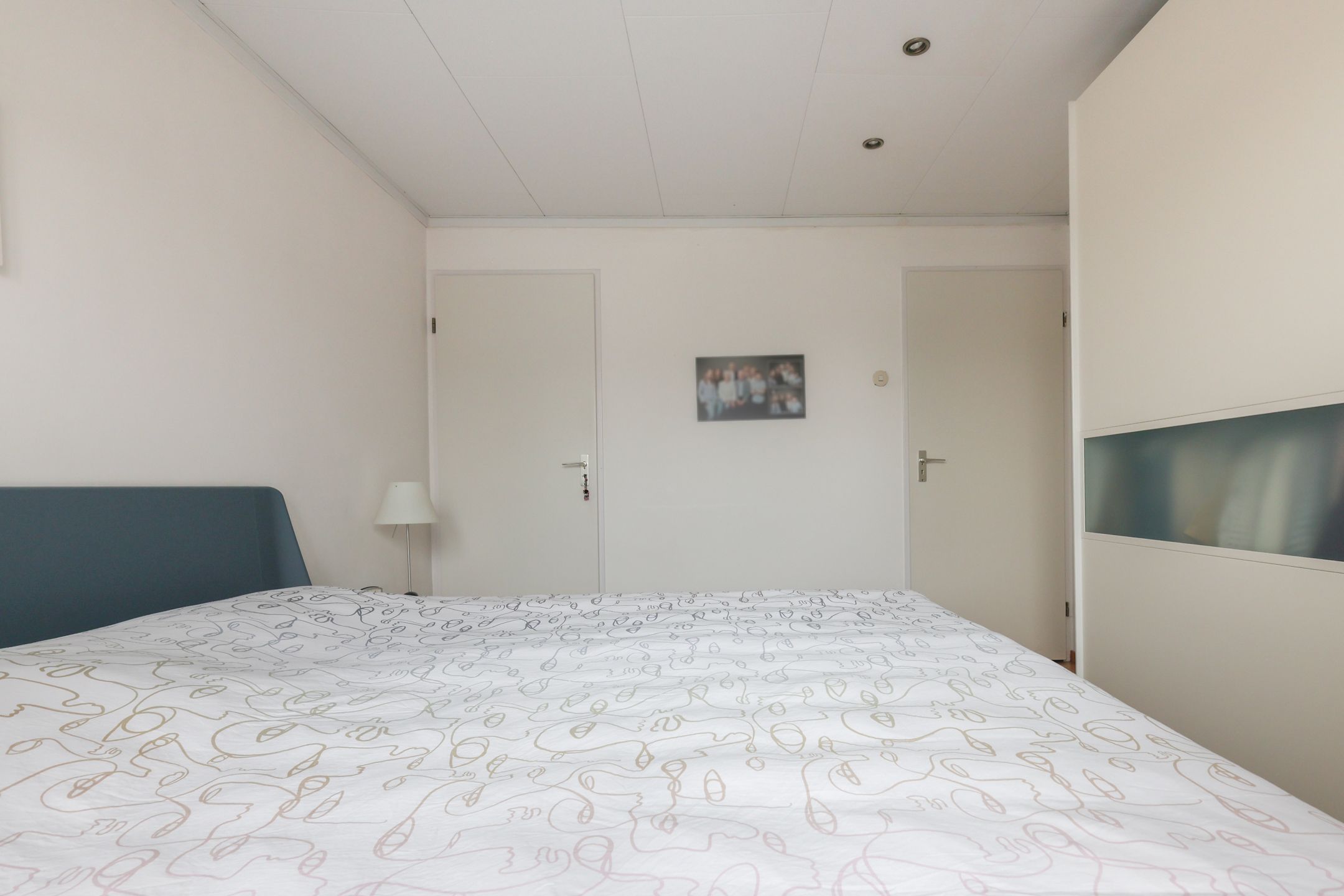 Photo 21 of Renierstraat 5