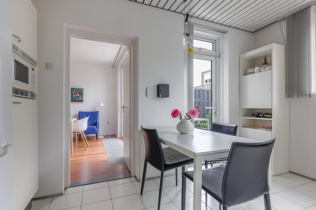 Photo 16 of Renierstraat 5