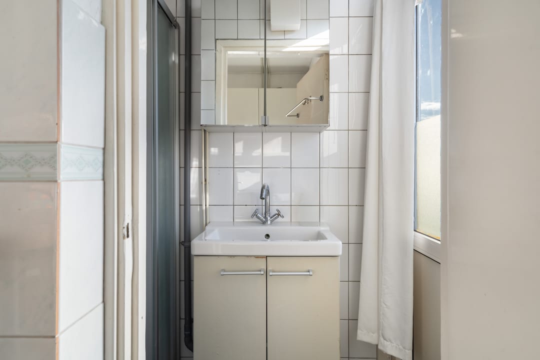 Photo 32 of Maaskade 27-D