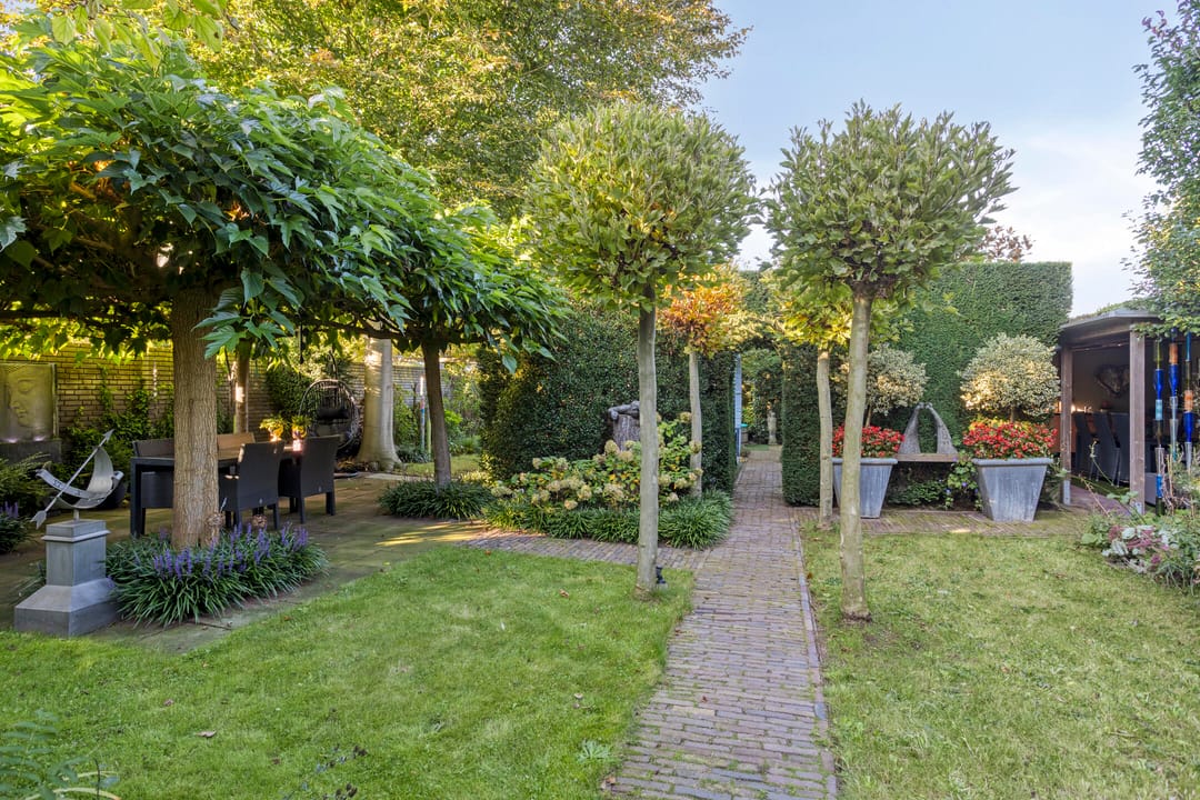 Photo 8 of De Louwstraat 25