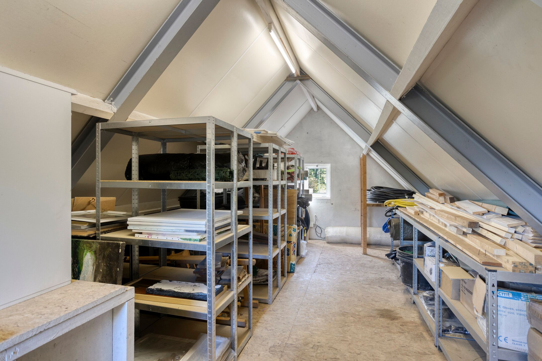 Photo 63 of De Louwstraat 25