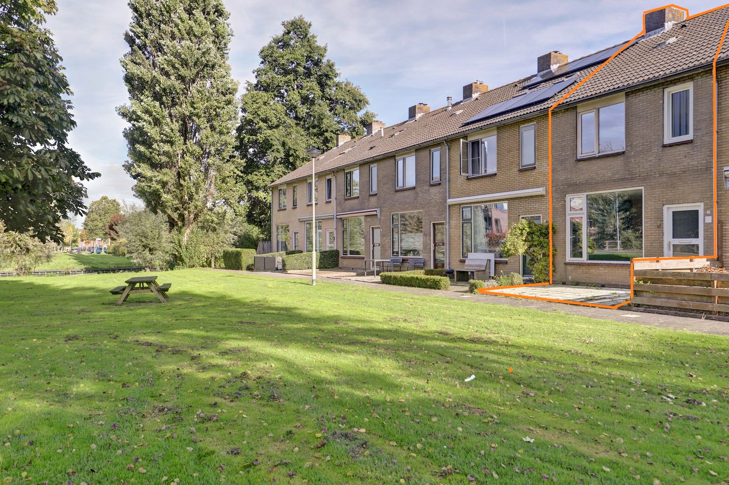 Foto 1 van Leeuweriklaan 16