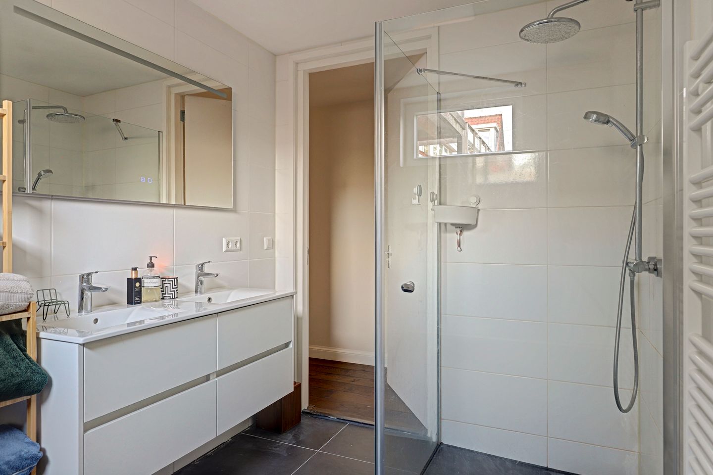 Photo 20 of Brugstraat 23